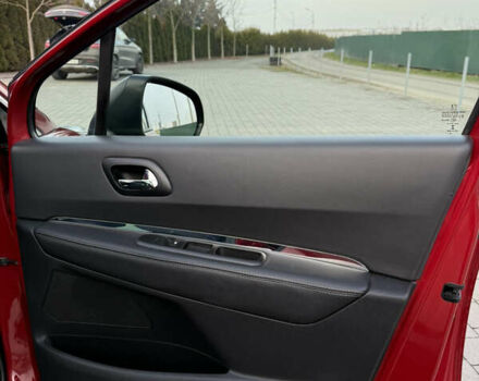 Красный Пежо 3008, объемом двигателя 1.6 л и пробегом 207 тыс. км за 12800 $, фото 61 на Automoto.ua