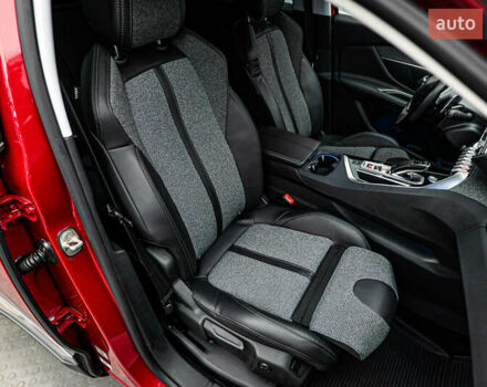 Червоний Пежо 3008, об'ємом двигуна 2 л та пробігом 126 тис. км за 21041 $, фото 19 на Automoto.ua