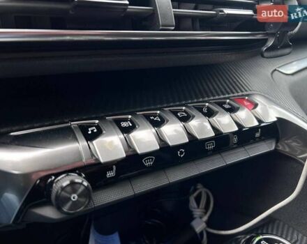 Красный Пежо 3008, объемом двигателя 2 л и пробегом 127 тыс. км за 23490 $, фото 26 на Automoto.ua