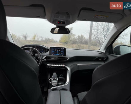 Червоний Пежо 3008, об'ємом двигуна 2 л та пробігом 123 тис. км за 23700 $, фото 12 на Automoto.ua