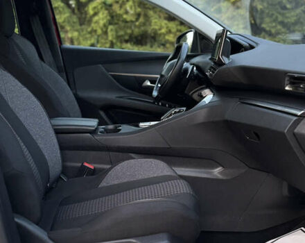 Красный Пежо 3008, объемом двигателя 1.5 л и пробегом 203 тыс. км за 21500 $, фото 27 на Automoto.ua