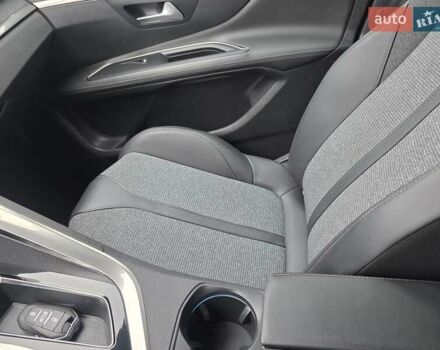 Красный Пежо 3008, объемом двигателя 1.5 л и пробегом 159 тыс. км за 21750 $, фото 91 на Automoto.ua