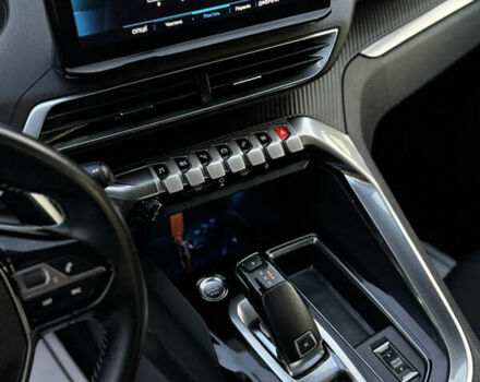 Красный Пежо 3008, объемом двигателя 1.5 л и пробегом 203 тыс. км за 21500 $, фото 21 на Automoto.ua