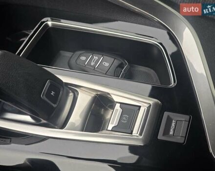 Красный Пежо 3008, объемом двигателя 1.5 л и пробегом 159 тыс. км за 21750 $, фото 87 на Automoto.ua