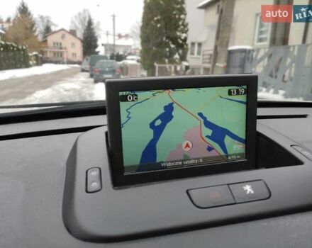 Пежо 3008, объемом двигателя 2 л и пробегом 258 тыс. км за 10254 $, фото 16 на Automoto.ua