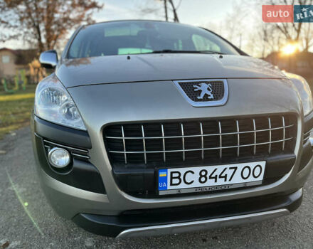 Пежо 3008, объемом двигателя 1.6 л и пробегом 249 тыс. км за 9800 $, фото 4 на Automoto.ua
