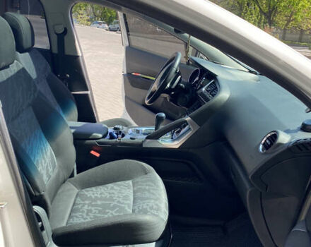 Пежо 3008, объемом двигателя 1.56 л и пробегом 155 тыс. км за 8900 $, фото 13 на Automoto.ua