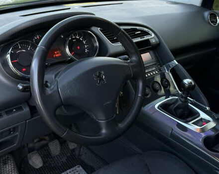 Пежо 3008, объемом двигателя 1.6 л и пробегом 278 тыс. км за 7600 $, фото 26 на Automoto.ua