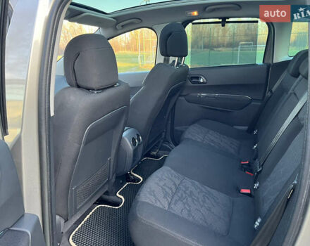Пежо 3008, объемом двигателя 1.6 л и пробегом 249 тыс. км за 9800 $, фото 39 на Automoto.ua