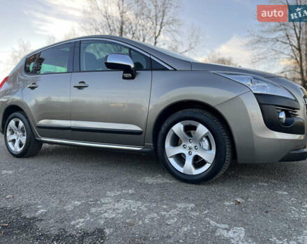 Пежо 3008, объемом двигателя 1.6 л и пробегом 249 тыс. км за 9800 $, фото 6 на Automoto.ua