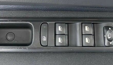 Пежо 3008, объемом двигателя 1.6 л и пробегом 214 тыс. км за 12450 $, фото 25 на Automoto.ua