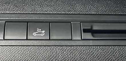 Пежо 3008, объемом двигателя 1.5 л и пробегом 161 тыс. км за 20950 $, фото 13 на Automoto.ua