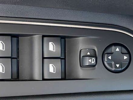 Пежо 3008, объемом двигателя 1.5 л и пробегом 154 тыс. км за 23950 $, фото 19 на Automoto.ua