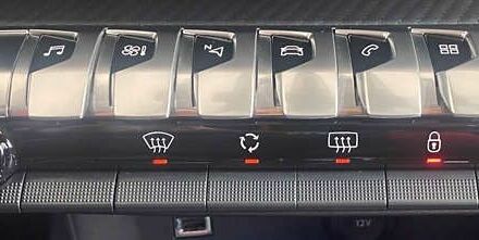 Пежо 3008, объемом двигателя 1.5 л и пробегом 181 тыс. км за 22150 $, фото 23 на Automoto.ua