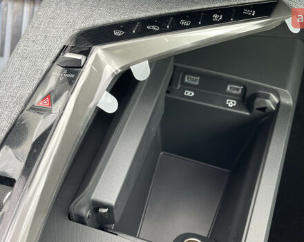 Пежо 3008, объемом двигателя 1.2 л и пробегом 0 тыс. км за 38482 $, фото 11 на Automoto.ua