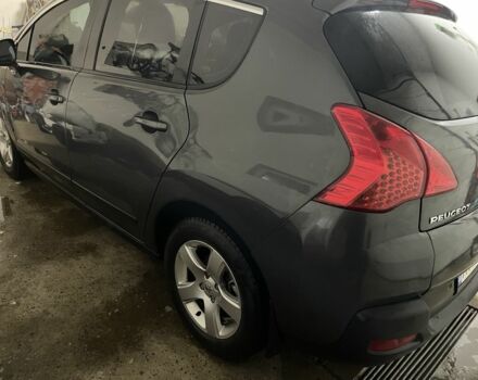 Серый Пежо 3008, объемом двигателя 1.6 л и пробегом 3 тыс. км за 7600 $, фото 4 на Automoto.ua