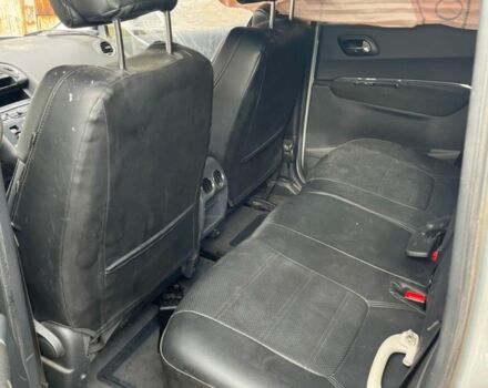 Пежо 3008 2010 в Каменское - Днепродзержинск на Automoto.ua Серый Пежо 3008, объемом двигателя 1.6 л и пробегом 200 тыс. км за 2500 $, фото 4 на Automoto.ua