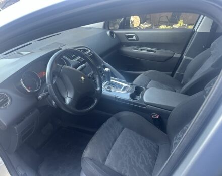 Сірий Пежо 3008, об'ємом двигуна 1.6 л та пробігом 192 тис. км за 10000 $, фото 6 на Automoto.ua