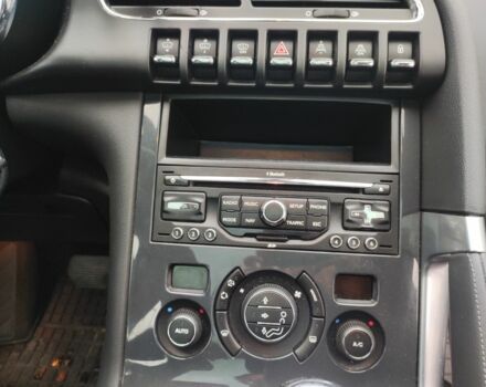 Серый Пежо 3008, объемом двигателя 1.6 л и пробегом 230 тыс. км за 9800 $, фото 6 на Automoto.ua