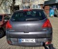 Серый Пежо 3008, объемом двигателя 1.6 л и пробегом 258 тыс. км за 7550 $, фото 1 на Automoto.ua