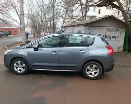 Серый Пежо 3008, объемом двигателя 1.6 л и пробегом 200 тыс. км за 9500 $, фото 1 на Automoto.ua