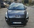 Серый Пежо 3008, объемом двигателя 1.6 л и пробегом 245 тыс. км за 13000 $, фото 1 на Automoto.ua