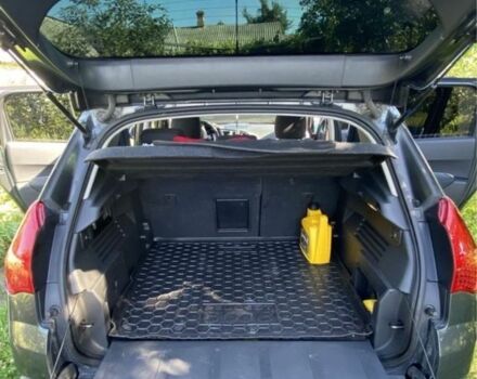 Серый Пежо 3008, объемом двигателя 1.6 л и пробегом 274 тыс. км за 10500 $, фото 6 на Automoto.ua