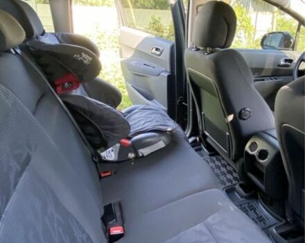 Серый Пежо 3008, объемом двигателя 1.6 л и пробегом 274 тыс. км за 10500 $, фото 4 на Automoto.ua