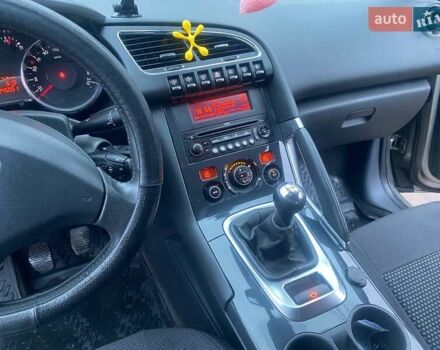 Сірий Пежо 3008, об'ємом двигуна 1.6 л та пробігом 245 тис. км за 6500 $, фото 15 на Automoto.ua