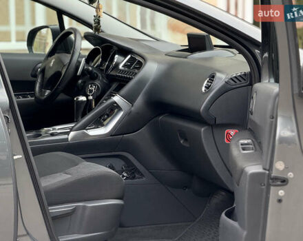 Пежо 3008 2009 в Тернополе на Automoto.ua Серый Пежо 3008, объемом двигателя 1.6 л и пробегом 244 тыс. км за 7999 $, фото 33 на Automoto.ua
