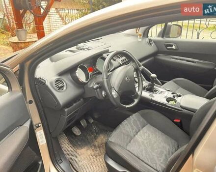 Сірий Пежо 3008, об'ємом двигуна 1.6 л та пробігом 200 тис. км за 8000 $, фото 6 на Automoto.ua