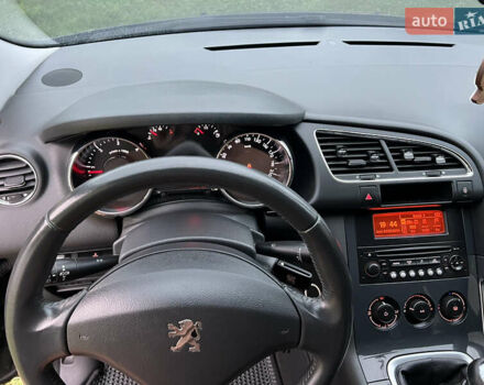 Серый Пежо 3008, объемом двигателя 1.56 л и пробегом 176 тыс. км за 9000 $, фото 40 на Automoto.ua