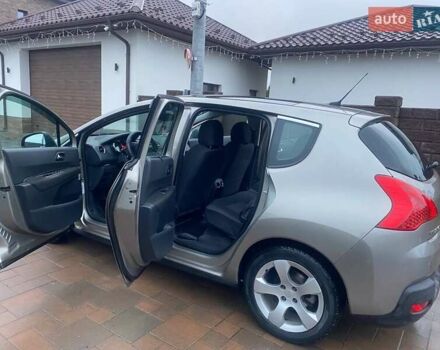 Сірий Пежо 3008, об'ємом двигуна 1.6 л та пробігом 245 тис. км за 6500 $, фото 6 на Automoto.ua