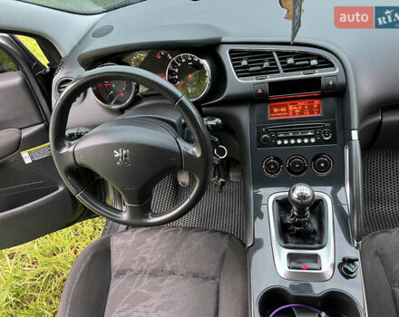 Серый Пежо 3008, объемом двигателя 1.56 л и пробегом 176 тыс. км за 9000 $, фото 35 на Automoto.ua