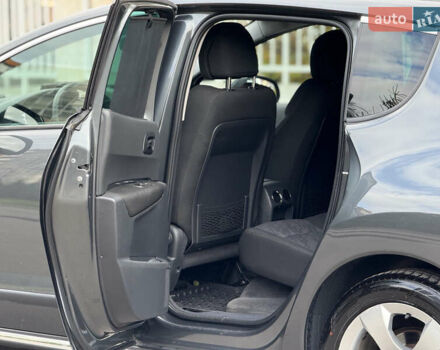 Пежо 3008 2009 в Тернополе на Automoto.ua Серый Пежо 3008, объемом двигателя 1.6 л и пробегом 244 тыс. км за 7999 $, фото 26 на Automoto.ua