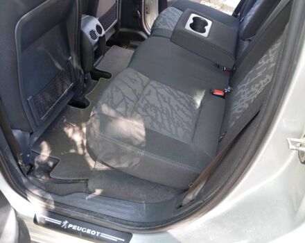Сірий Пежо 3008, об'ємом двигуна 1.6 л та пробігом 152 тис. км за 6500 $, фото 3 на Automoto.ua