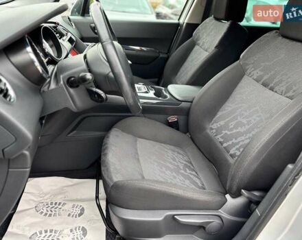 Сірий Пежо 3008, об'ємом двигуна 1.6 л та пробігом 221 тис. км за 7299 $, фото 12 на Automoto.ua