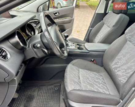 Серый Пежо 3008, объемом двигателя 2 л и пробегом 264 тыс. км за 7699 $, фото 15 на Automoto.ua