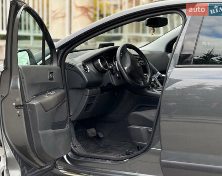 Пежо 3008 2009 в Тернополе на Automoto.ua Серый Пежо 3008, объемом двигателя 1.6 л и пробегом 244 тыс. км за 7999 $, фото 22 на Automoto.ua