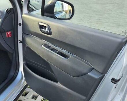 Пежо 3008 2009 в Хмельницком на Automoto.ua Серый Пежо 3008, объемом двигателя 1.6 л и пробегом 211 тыс. км за 6700 $, фото 13 на Automoto.ua