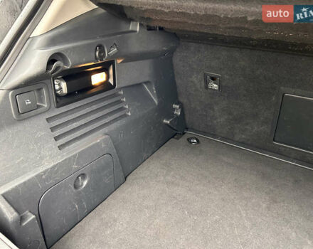 Серый Пежо 3008, объемом двигателя 1.56 л и пробегом 235 тыс. км за 7100 $, фото 15 на Automoto.ua