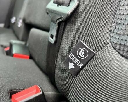 Сірий Пежо 3008, об'ємом двигуна 1.6 л та пробігом 193 тис. км за 8300 $, фото 23 на Automoto.ua