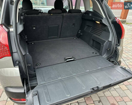 Серый Пежо 3008, объемом двигателя 1.6 л и пробегом 215 тыс. км за 6000 $, фото 17 на Automoto.ua