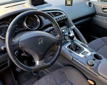 Сірий Пежо 3008, об'ємом двигуна 1.6 л та пробігом 280 тис. км за 7500 $, фото 7 на Automoto.ua