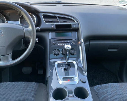 Пежо 3008 2010 в Луцке на Automoto.ua Серый Пежо 3008, объемом двигателя 1.6 л и пробегом 199 тыс. км за 7600 $, фото 16 на Automoto.ua