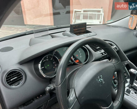 Сірий Пежо 3008, об'ємом двигуна 1.6 л та пробігом 170 тис. км за 8999 $, фото 4 на Automoto.ua