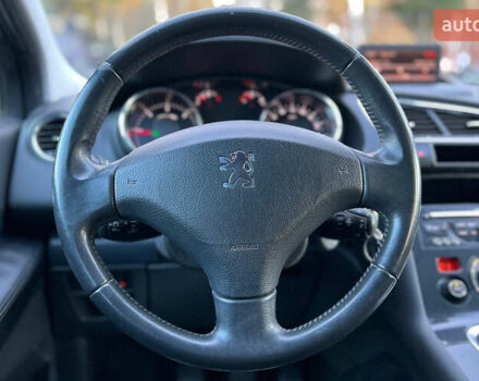 Пежо 3008 2010 в Львове на Automoto.ua Серый Пежо 3008, объемом двигателя 1.56 л и пробегом 233 тыс. км за 9300 $, фото 10 на Automoto.ua