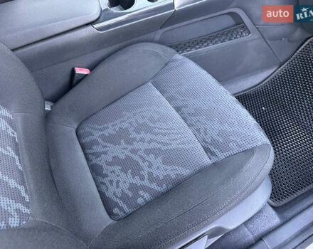 Пежо 3008 2010 в Стрые на Automoto.ua Серый Пежо 3008, объемом двигателя 1.6 л и пробегом 260 тыс. км за 6300 $, фото 31 на Automoto.ua