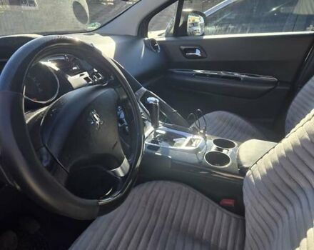 Серый Пежо 3008, объемом двигателя 1.6 л и пробегом 243 тыс. км за 9000 $, фото 6 на Automoto.ua