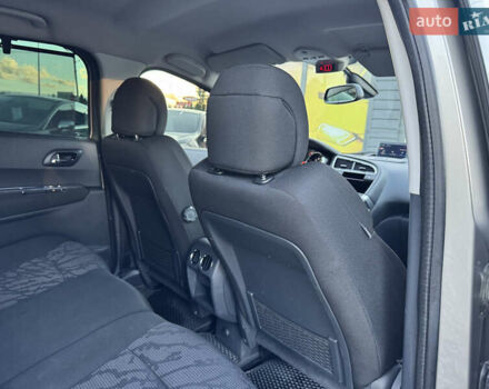 Пежо 3008 2010 в Стрые на Automoto.ua Серый Пежо 3008, объемом двигателя 1.6 л и пробегом 260 тыс. км за 6300 $, фото 38 на Automoto.ua